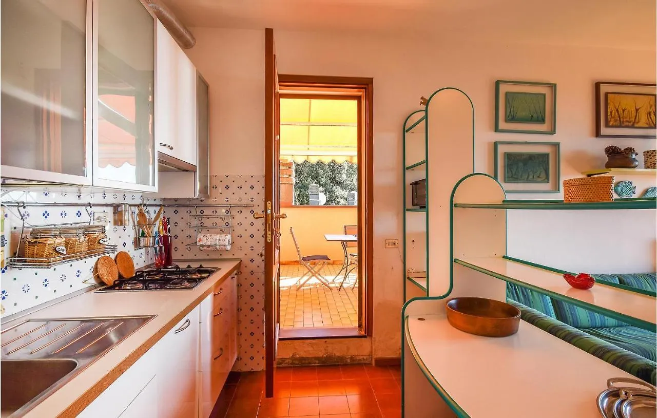 Amazing Home In Puntarospo With House Sea View Litorno